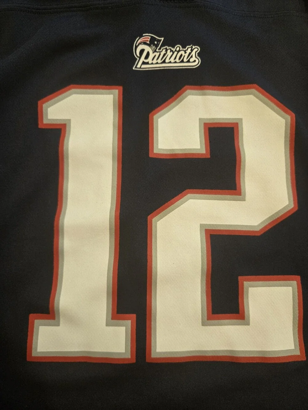 Tom Brady New England Patriots Football Jersey - Youth Small.